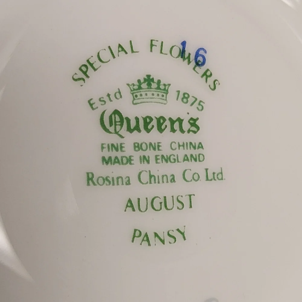 🫖 August Pansy Birthday Tea Cup & Saucer - Picture 5 of 11